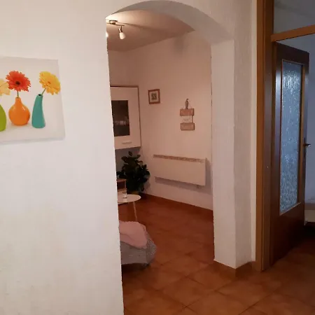 Ena Pula