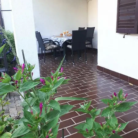 Ena Apartment